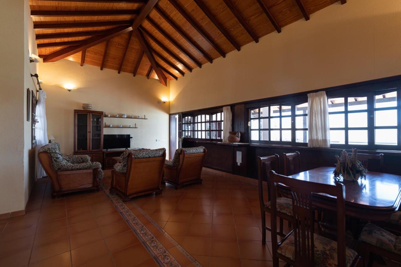 Homeforguest Villa Lobos Con Piscina Privada Caleta De Fuste Eksteriør billede