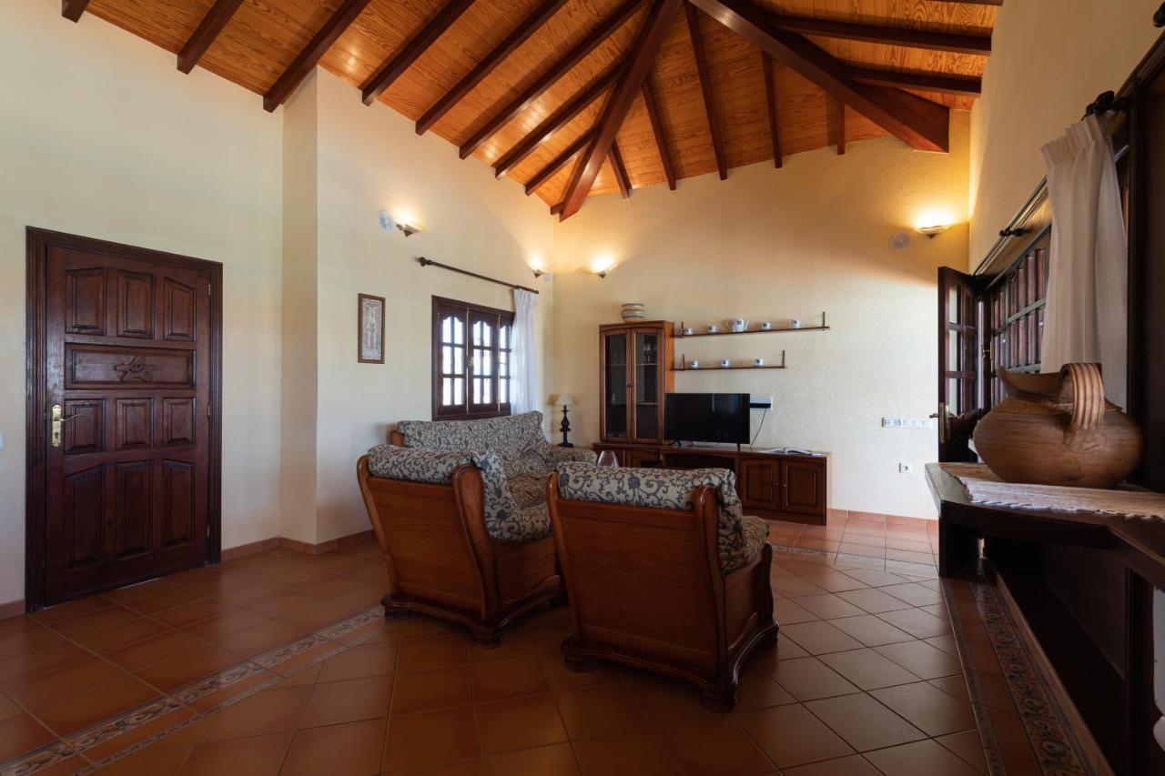 Homeforguest Villa Lobos Con Piscina Privada Caleta De Fuste Eksteriør billede